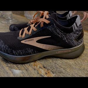 Brooks Levitate 4 Running Shoe